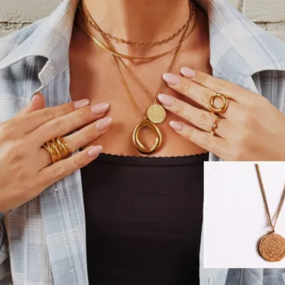 The more layers, the better 🪩

From delicate chains to statement pieces — our stainless steel necklaces are made for effortless layering. 🤍

Create your perfect stack, switch it up, and wear it your way.

#layernecklace #mixandmatchstyle #stainlesssteeljewellery #necklaces #bazou