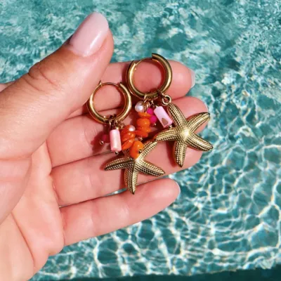 Summer is still here ☀️ #summeressential #earrings #jewelry #stainlesssteeljewelry #stainlesssteel #bazou