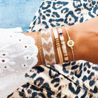 Perfection.

#bracelets #handmade #jewelry #bazou