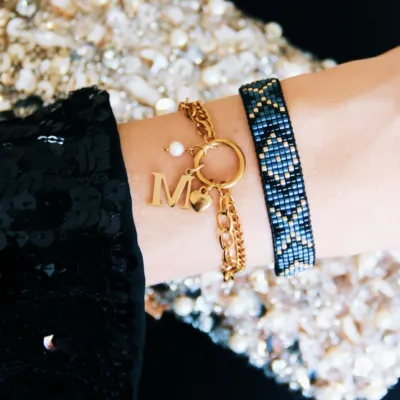 PERFECT GIFTS - A little letter, a lot of meaning. The perfect personalized gift 🎁 ✨

#perfectgift #gifts #personalizedgifts #jewelry #jewelrygift #giftingseason #bazou