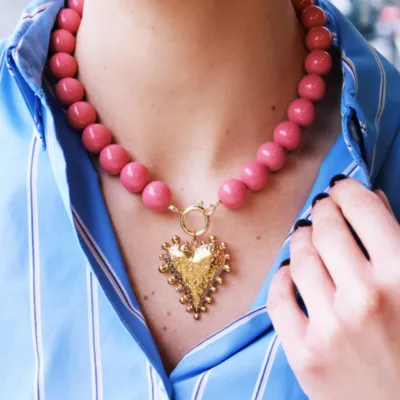 SUNDAY’S FAVE 💝

#sundaysfave #necklace #beadednecklaces #earrings #bazou