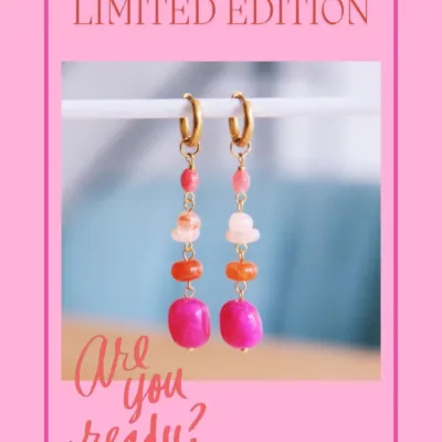 And the winner of the poll is… these colorful earrings 🌞

This limited edition is available until Sunday for a very special price.
🪩 Limited stock — once it’s gone, it’s gone!

#earrings #limitededition #jewelry #bazou