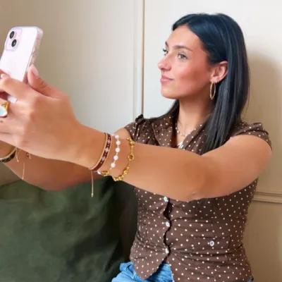 Not just accessories: statements ✨🌷💕
Own your shine with our newest collection. #statementjewelry #boldstyle #ownyourshine #newcollection #fashionforward jewelrygoals confidentstyle glowdifferent goldstack trendalert