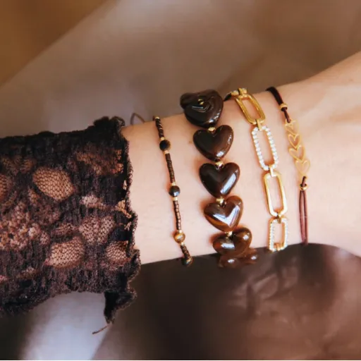 Facetune 06 11 2025 20 55 35