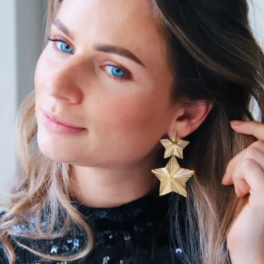 Facetune 06 11 2025 21 00 05