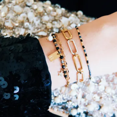 Facetune 06 11 2025 20 56 43