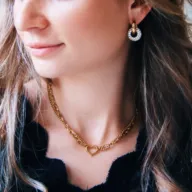 Facetune 06 11 2025 21 06 39