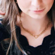 Facetune 06 11 2025 20 59 30