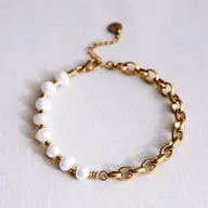 Db97947d0e038432894ad61cd56b5cd75f1cbd49521bc706fcc751f9e32c77f9